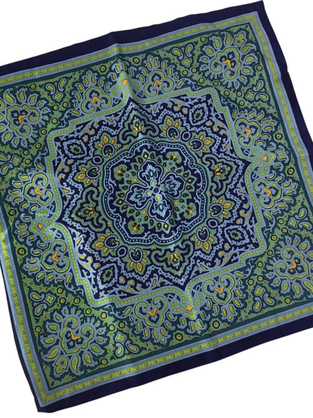 Pottery Barn Mandala Medallion Pillow Cover 18 x 18" Zipper Silk Blend
